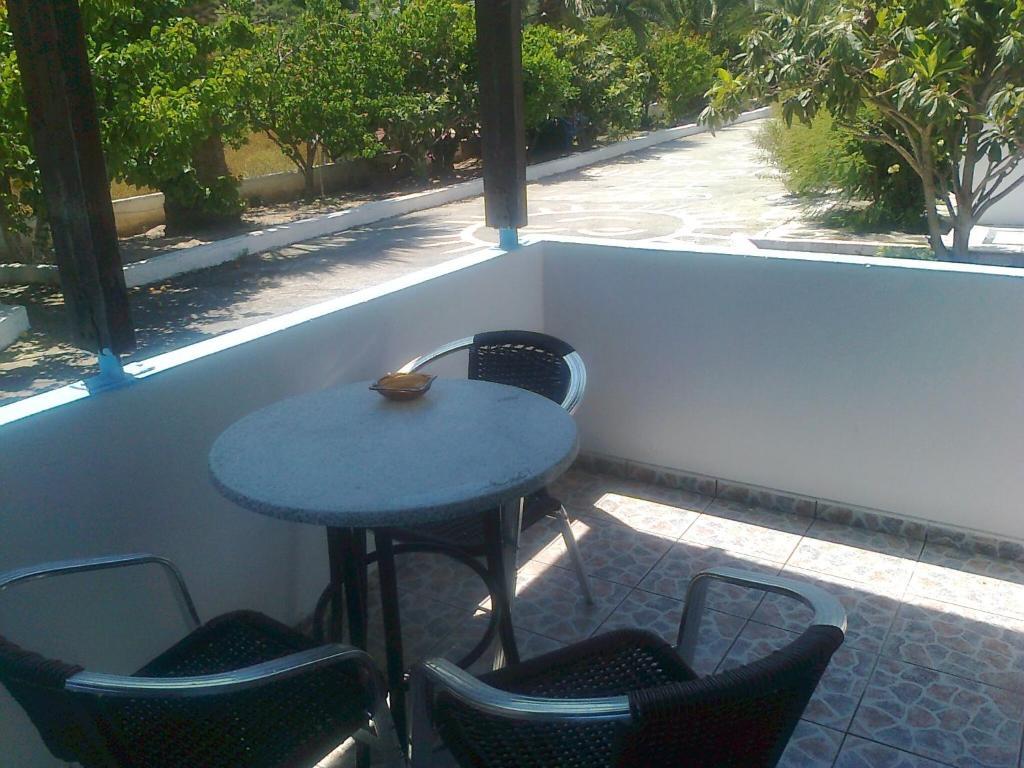 Dionysia Apartments Kéfalos Quarto foto